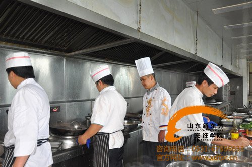 新東方烹飪教育創業之星--孔朋飛